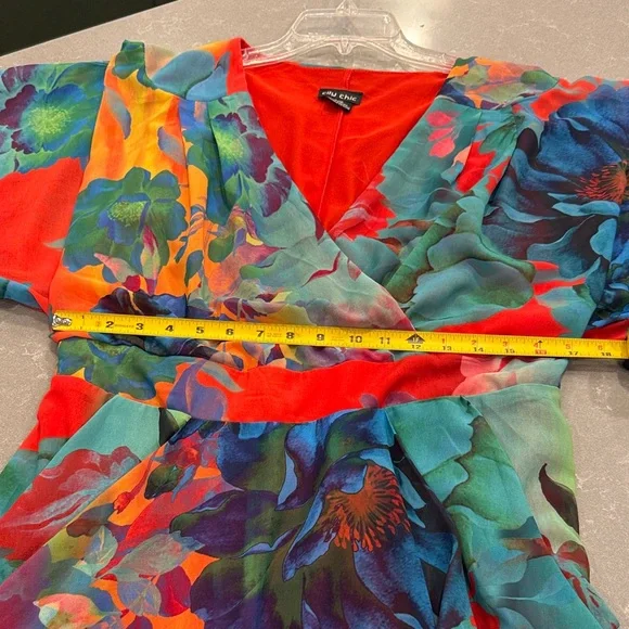 City Chic Vibrant Floral Wrap Dress - Picture 4 of 5